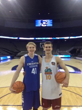 View image on Twitter