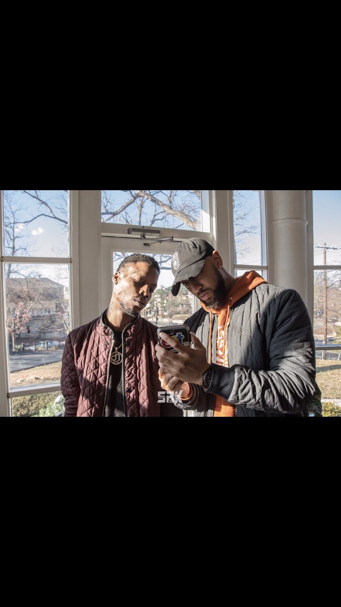 DavyJTheVirgo's tweet photo. The Art Of Networking 💯
@WillThaRapper #GoodLifeUniversity 

Shot by: @shotbykel https://t.co/QGIR7Cb0TD