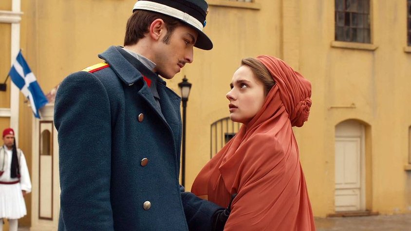 PostaMgzn's tweet photo. Miray Daner’e hayranlarından sürpriz hediye #VatanımSensin #MirayDaner #HiLeon https://t.co/eZRPFENFDE https://t.co/drgd9G5QFz