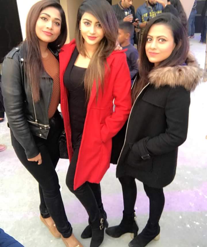 Brishty_Sky's tweet photo. “#Shakrain_2018 🔥✨💫... We have been to Shakrain for the first time And it was an Amazing experience 😌 .... #Goo_Day #Great_Time #Old_Town #With_My_People #Fav_Time #BFF ❤️💕 !!” https://t.co/jgaJ67D3ls