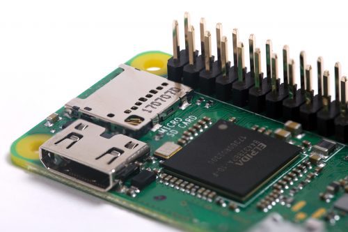 OpenElectronics's tweet image. New Raspberry Pi Zero WH Launched with Pre-#Soldered Headers
open-electronics.org/new-raspberry-…
#40pinHeader #Debian #GPIO #NewModel #NewRaspberryPi #News #OpenSource #OpenSourceHardware #PhatBoards #PiZeroWH #PresolderedHeaders #RaspberrryPiZeroWh #RaspberryPi #RaspberryPiZeroW #WIFI