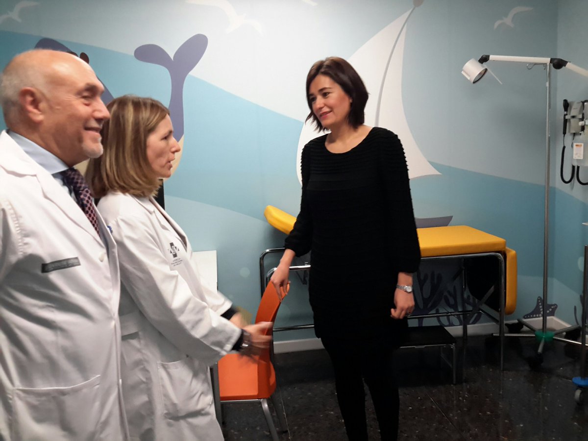 GVAsanitat's tweet photo. 📸 🏥La consellera @carmenmonton visita les noves instal·lacions d’urgències pediàtriques de l’Hospital de Llíria @GVAdsarnau https://t.co/QotEChupjc