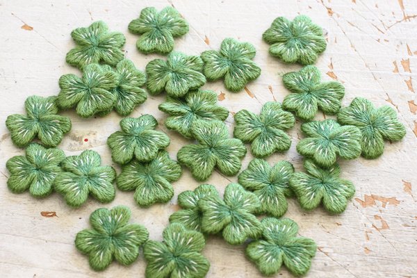 オフフープ立体刺繍pienisieni ピエニシエニ 新刊 Pienisieniの植物と動物の刺繡 En Twitter オフフープ立体刺繍でクローバー量産中 四つ葉がこの中にいくつあるかわかるかな T Co 79qjvuhphu オフフープ立体刺繍pienisieni ピエニシエニ 新刊 Pienisieniの植物と動物の刺繡 En Twitter オフフープ立体刺繍でクローバー量産中 四つ葉がこの中にいくつあるかわかるかな T Co 79qjvuhphu