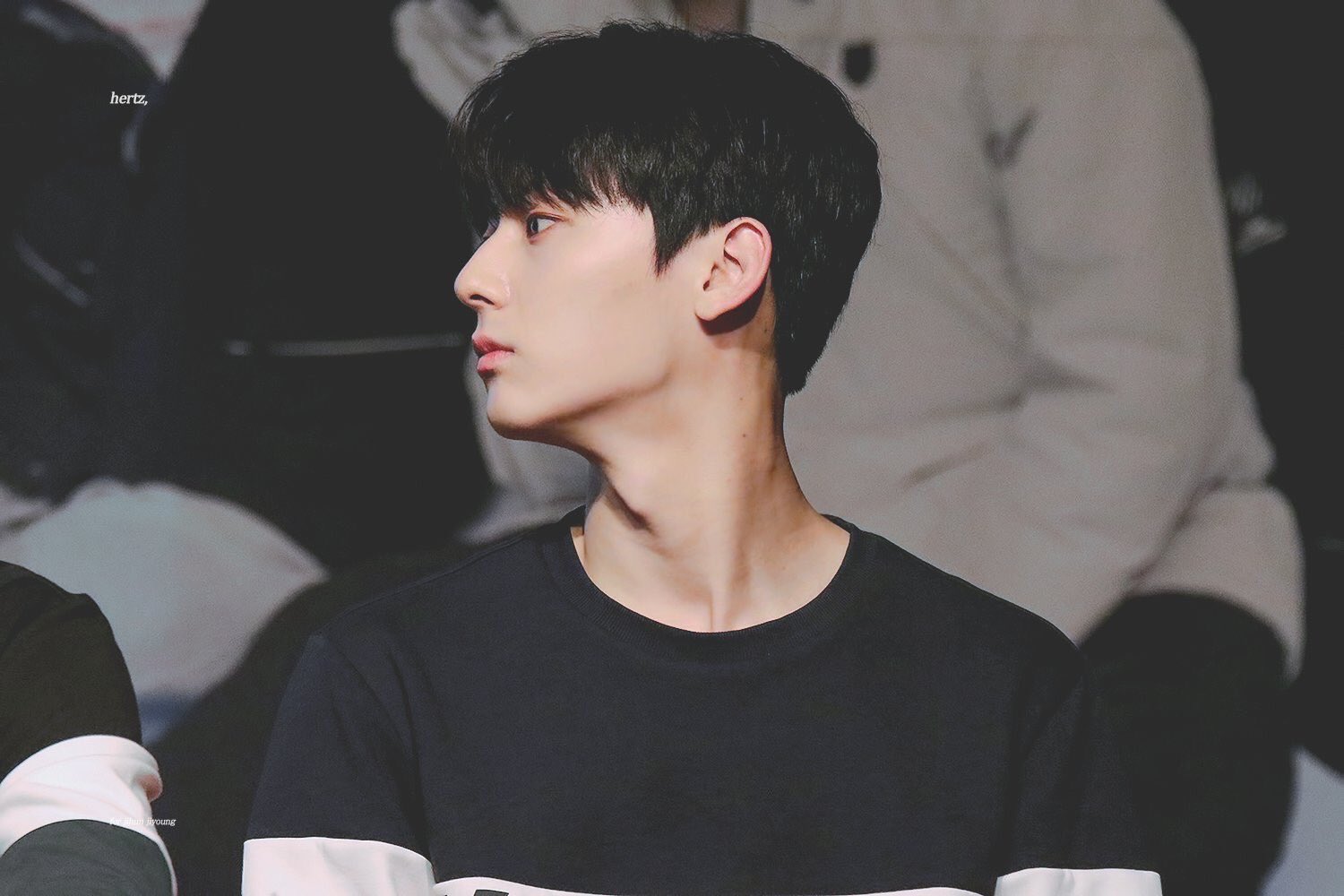 DTpDd_tX4AMmKCi.jpg:large