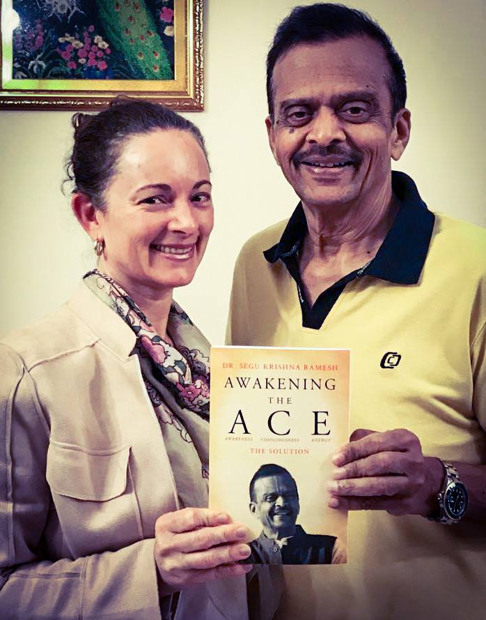 drskramesh's tweet photo. Thank you for all your support Luiza ❤
Awakening the ACE - The Solution is available at https://t.co/TCzBvydiLV

#drskramesh #awakeningtheace #awareness #consciousness #energy #manifest #enrich  #balance #peace #love #joy #oneness #enlightenment #drpf

https://t.co/jAfxfQVHlY https://t.co/s3hvcl3uhc