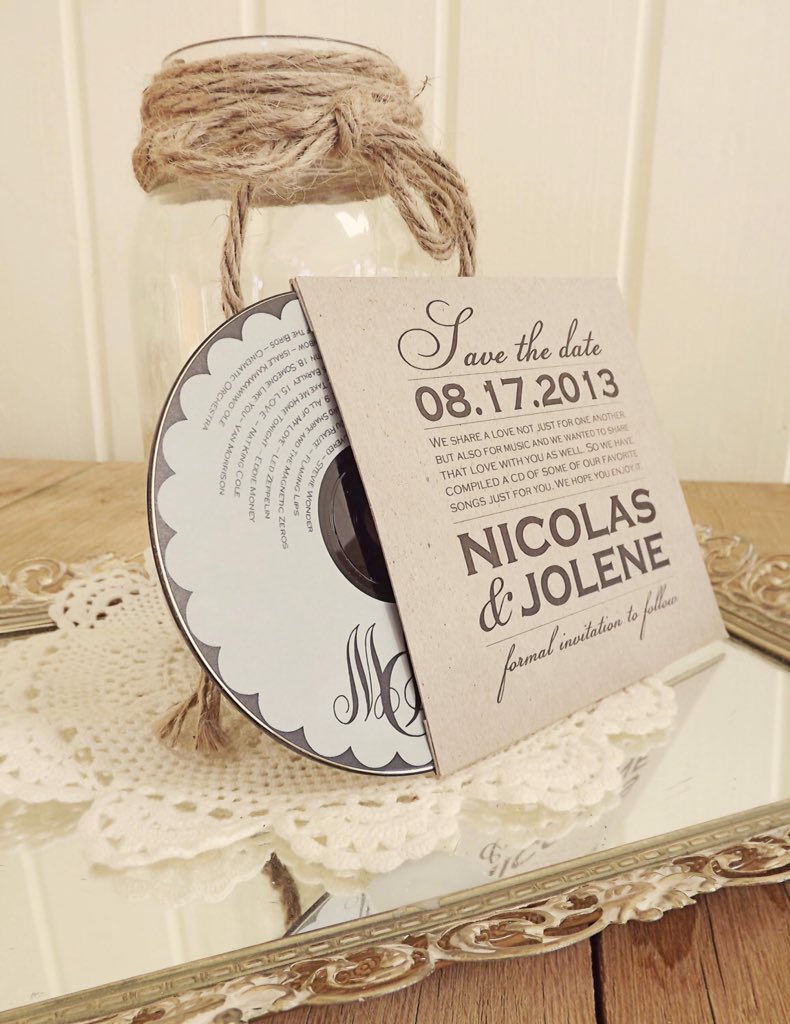 A fab way to invite your guests to your wedding by giving them your favourite tunes #weddings #weddinginvite #savethedate #invitation #music