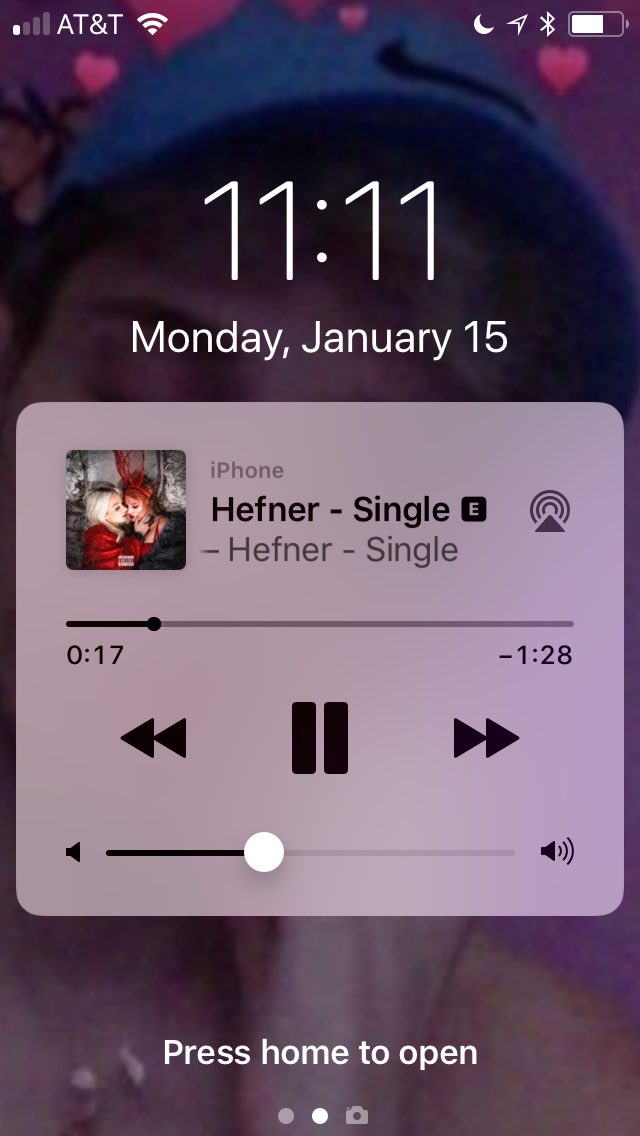 XXXAVAXXXX's tweet photo. Well this is a great 11:11 listening to Hefner xD @tanamongeau https://t.co/yzvodFvJtl