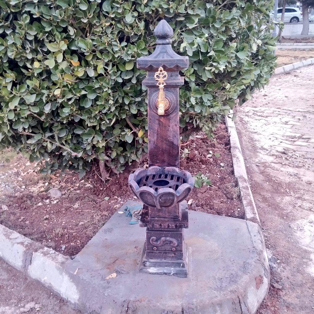 Haliliye Belediyesi'nin Güzel çalışmalarından bir örnek. #Viranşehir Belediyesi'nin de bu güzel çalışmayı kendisine örnek bir çalışma olarak görüp ilçemizdeki parklara bunu uygulamasını temenni ederiz.
@viranbld <a href="/cimsitomer/">Ömer ÇİMŞİT</a> <a href="/arslanciftci/">arslan çiftçi</a>