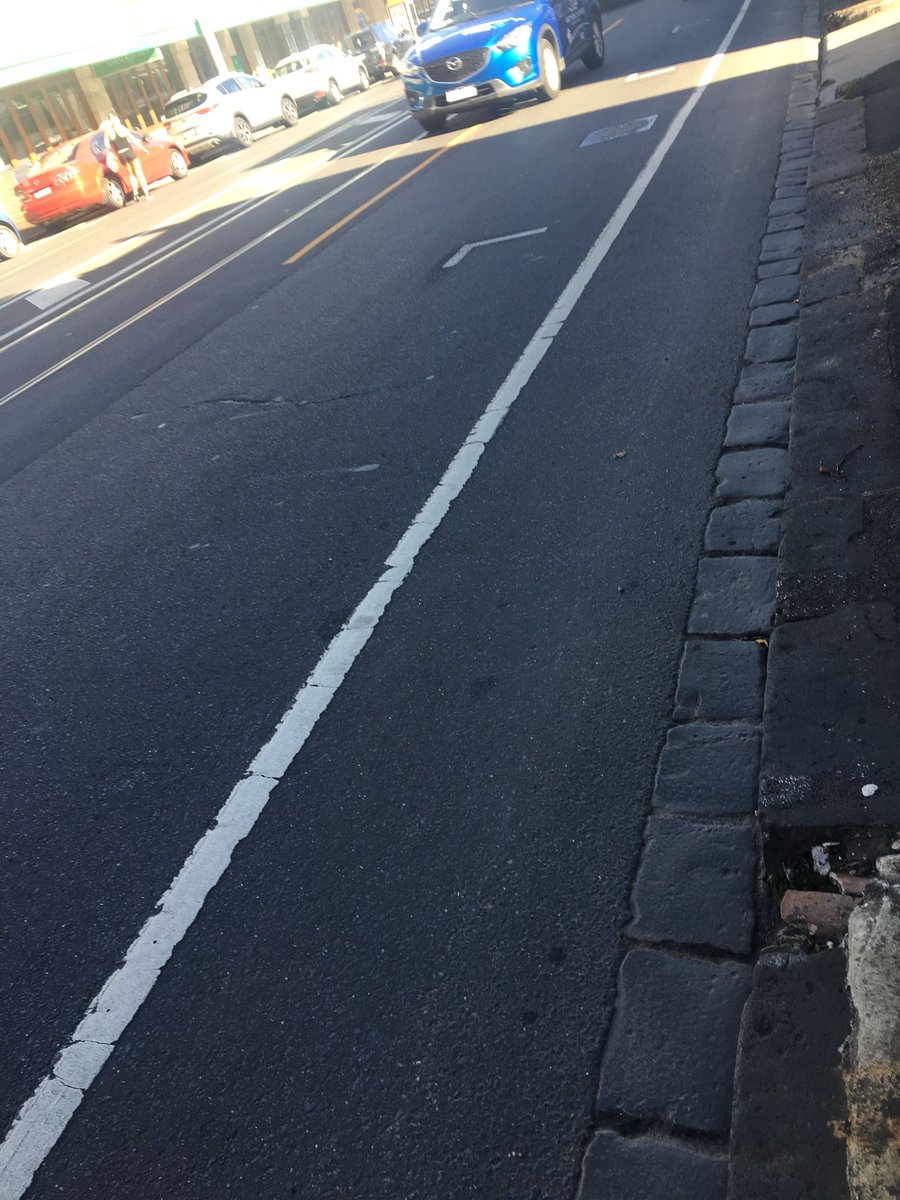 To the guy who doesn’t know how to read street markings on Mt Alexander rd and abusing me. Please see image below, parking spots on bike lane. Silly I know but don’t be mean to me about it 😂🙄#Melbourne #carsvsbikes #behappy