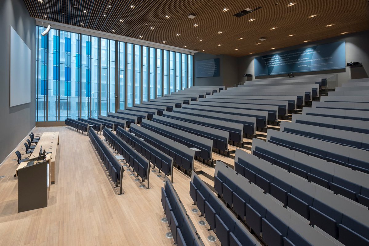 Het Wijnhavenkwartier: herontwikkeling &amp; interieur is genomineerd voor de architectuurprijs #NieuweBerlagevlag2017 #HaAC
haacs.nl/vijf-nominatie…