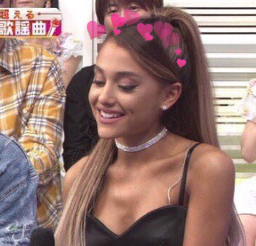notthatdeeplmao's tweet photo. RT if you miss her #iHeartAwards #BestFanArmy #Arianators https://t.co/f0zlM3dNti