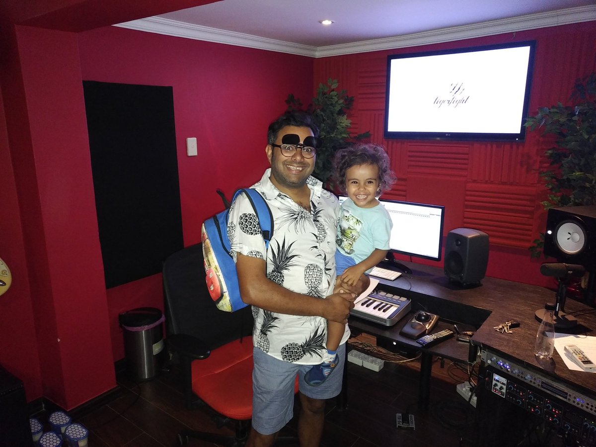 TheR99Show's tweet photo. We got to record our radio advert yesterday .
Our youngest fan Baby Munro was on hand to assist @garthbarnes and @TigerFightMusic .
#MoreFunnyLessMoney https://t.co/fTEgUA73Aq