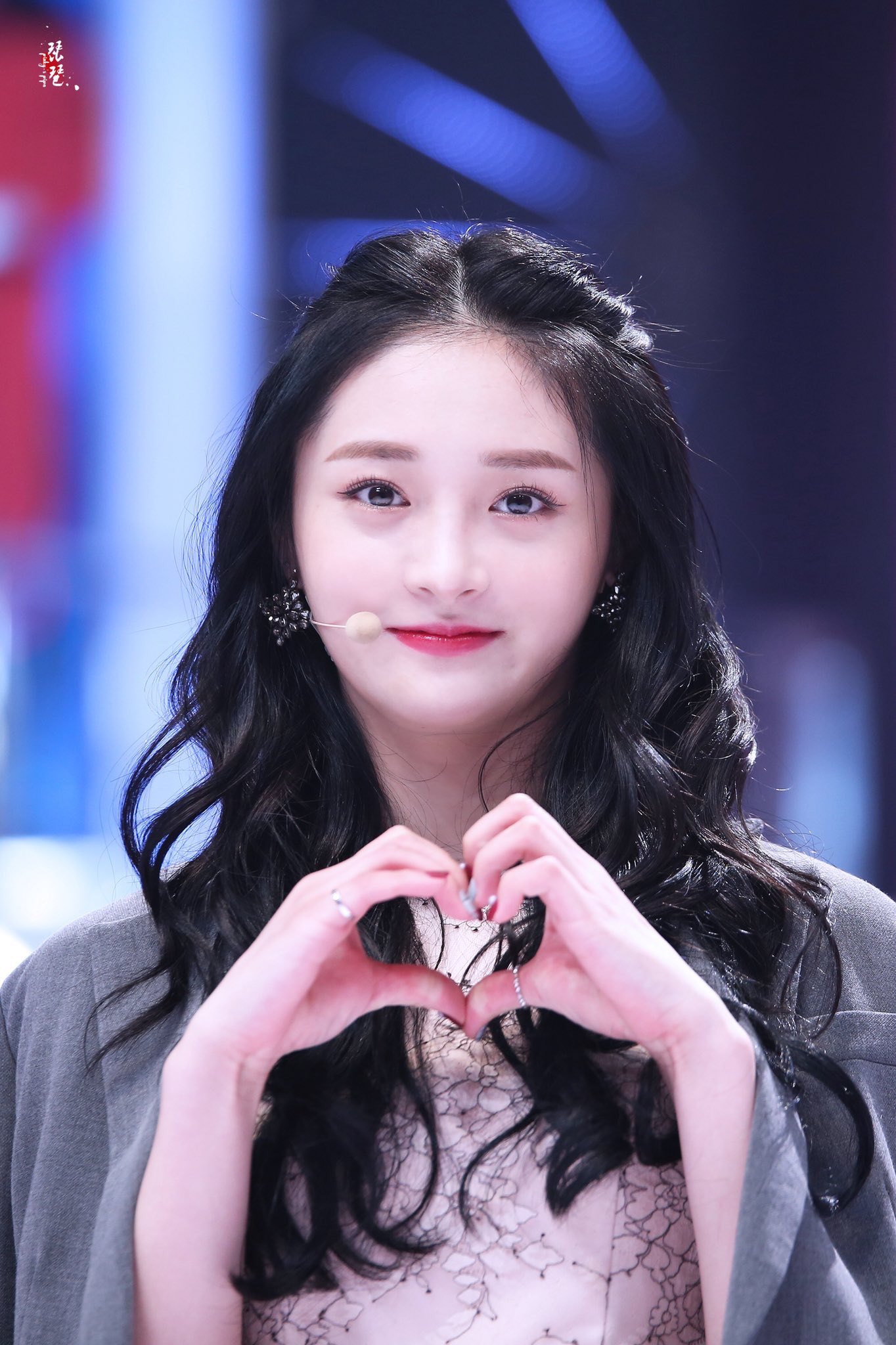 Twitter 上的 とす 決死の一撃 K Popアイドルの中で韓国人じゃないアイドルをちょくちょく目にするけど 凄いカワイイ Twiceのツウィは台湾 Pristinのキョルギョンは中国 宇宙少女のソンソも中国 T Co Tysfhl05pl Twitter
