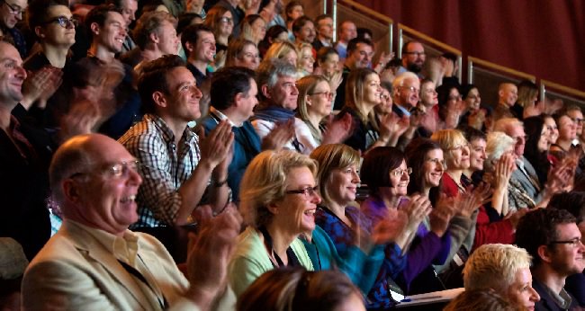 GSWpro's tweet image. When it's important, make sure you do it right. Check our tips and make sure you know how to deliver your business speech with the clarity, energy and impact that it needs.

greatspeechwriting.co.uk/corp/2018/01/b…

#businessspeech #speechadvice #selfimprovement