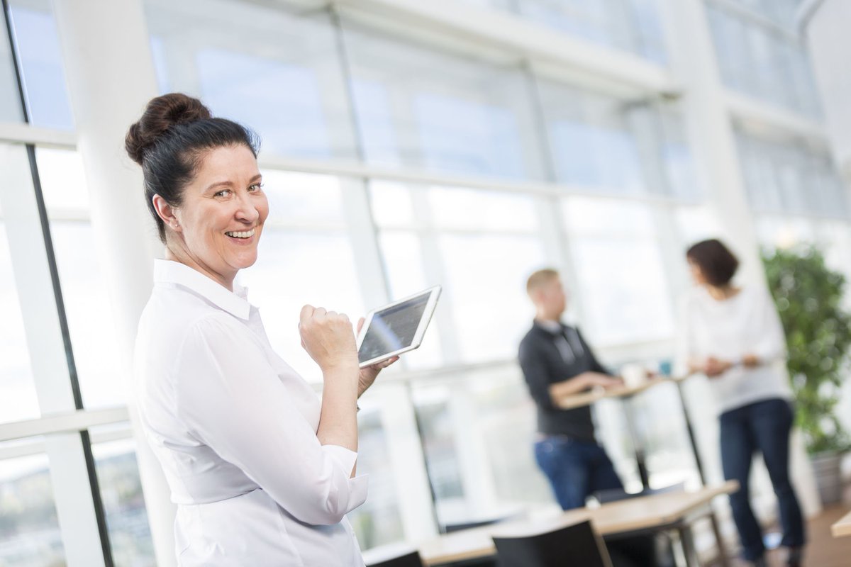 Alvayhtiot's tweet image. Viestitkö sujuvasti? Markkinoit myös mielelläsi? Haemme nyt markkinointi- ja viestintätiimiimme uutta vahvistusta. Hae paikkaa 4.2. mennessä! jyvaskylanenergia.fi/artikkelit/art… #työpaikat #viestintä #markkinointi #jyväskylä #rekry