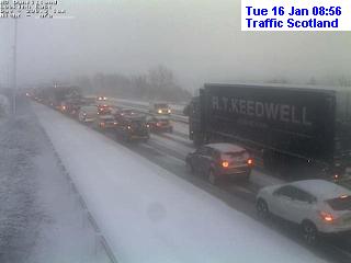 Latest update on the wintry conditions affecting the #M8 between Glasgow and Edinburgh.  

For live gritter details; ms.spr.ly/6019rLr5z

For live incidents; ms.spr.ly/6011rLr53

Please #takecare and drive to road conditions