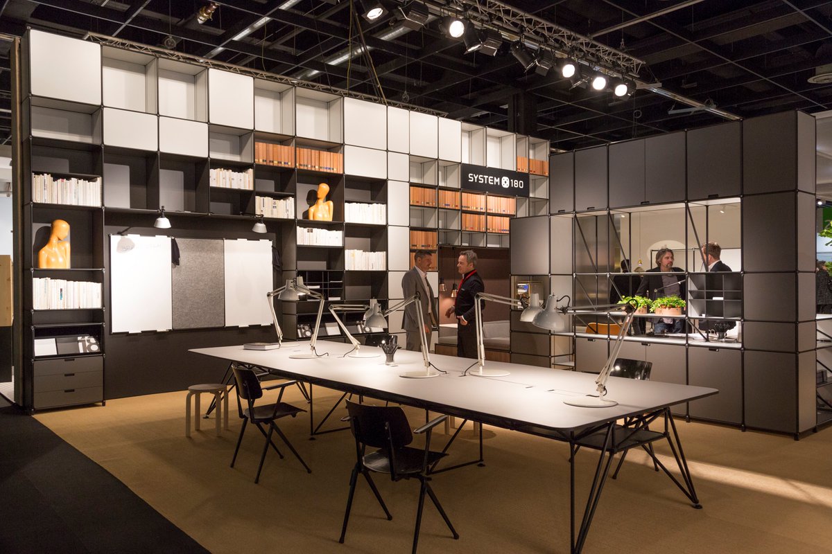 Koelnmesse's tweet photo. Neues aus der #Einrichtungsbranche: Sehen Sie hier einige Impressionen der ersten Messetage der @imm_cologne.
#immcologne2018 #Wohnwelten #Einrichtungsmesse #Koelnmesse #Designszene https://t.co/nzLcS7DpGg