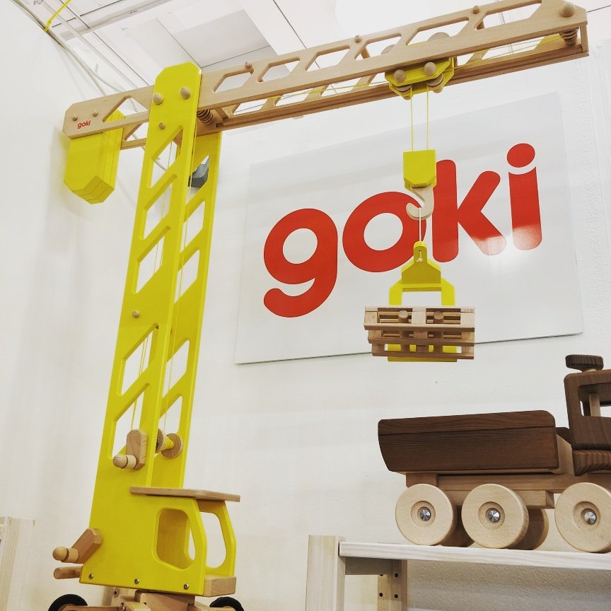 Goki_uk's tweet photo. Our giant toy crane has towered over the Top Drawer event at London's Olympia this year - come and check it out for yourself on stand S48! #TopDrawerSS18 https://t.co/dtHzG2eySN