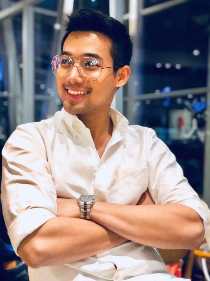 sa lht ng suporta binigyan ku ng suporta sau lng aq tumagal at looking forward na ttgal paku sau mahal kita kapatid proud aq na ikaw sinuportahan ku 
#HappyBirthdayKenChan