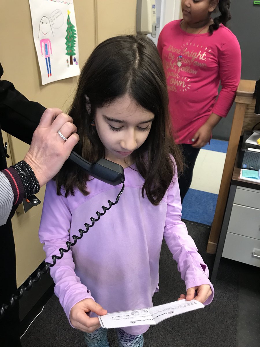 GinaFaust's tweet photo. #AttitudeofGratitude #Cantiague Sharing notes of gratitude builds our positive mindset!  @ColucciMaryAnn #Imagine https://t.co/K4V3cZW3wF