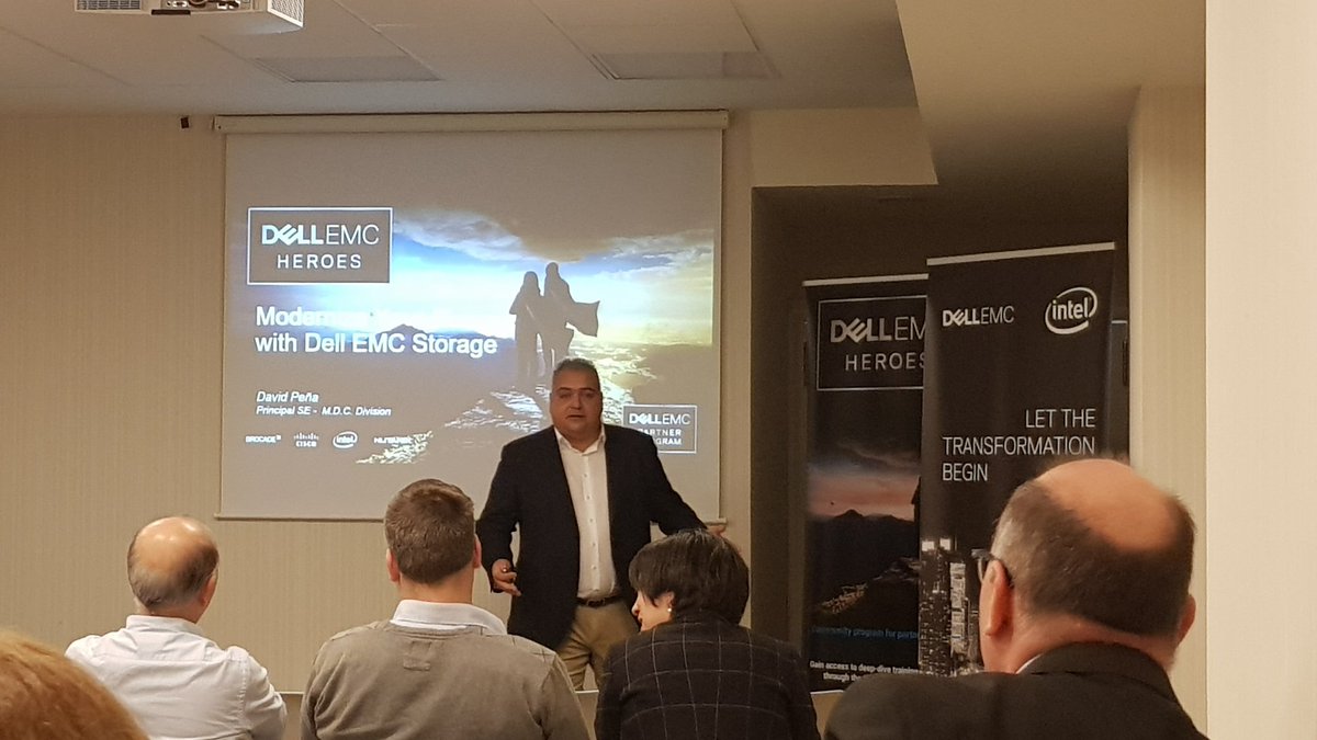 RicardCofino's tweet image. #HighEndStorage refresh: #XtremIO and #Vmax presented by @dpenamillano #DellEMCHeroes #bilbao #DellEMCPartners