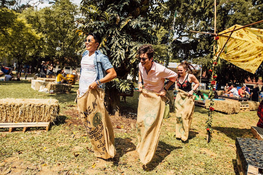 Babe_Williamss's tweet photo. OMG Garden Beats #2018 Flash Sale!  - Garden Beats, Sunshine Nation’s Electronic Picnic Festival,  returns on March 3, from 1pm until 10.30pm at Fort Gate, Fort Canning  Park. https://t.co/scWL9xDwVp #Singapore 
@essentialibiza https://t.co/b5pWT2qzBE https://t.co/HX3XGJP5sz