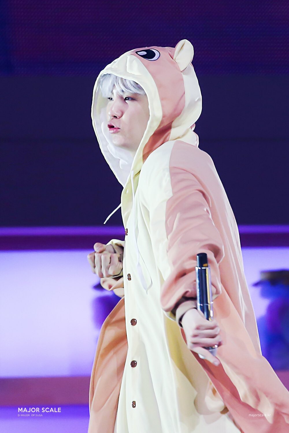 ワンダー 裁量 不一致 モモンガ 着ぐるみ 衝突コース 電圧 広げる