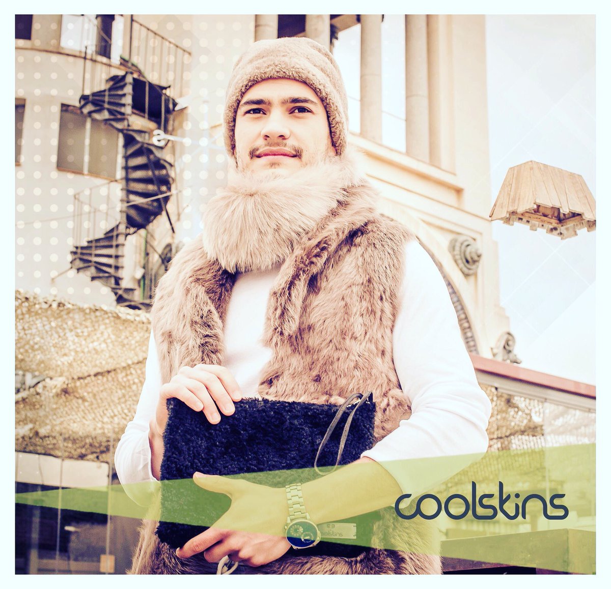 CoolSkinsEsp's tweet photo. Aquí nuestro #lookoftheday. ¿Mono, verdad?

🎁 https://t.co/HdYHeLujBd

#CoolSkins #moda #hombre #piel #outfit #outfitoftheday #look #style https://t.co/wRLlAQZMvL