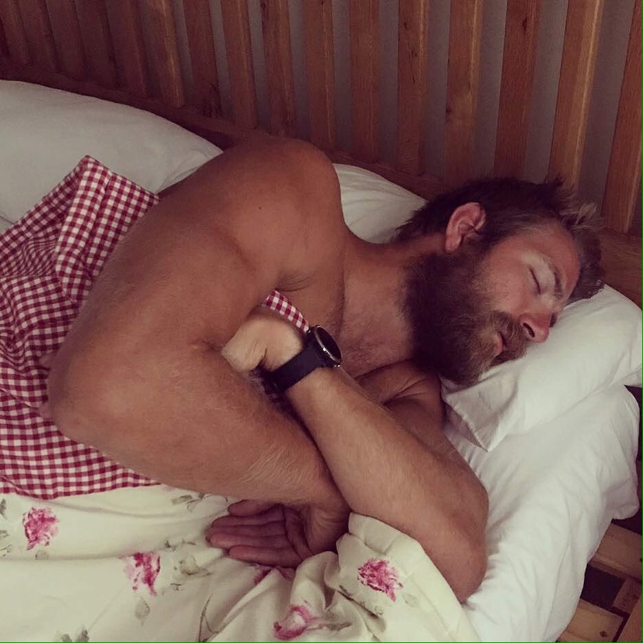 What a difference a week makes! Good to see you looking so much more comfy tucked up in bed than you did last week in the cabin Dicky. The Four Oarsmen are enjoying some much needed R&amp;R after their schedule of rowing 2 hours on &amp; 2 hours off through the night.