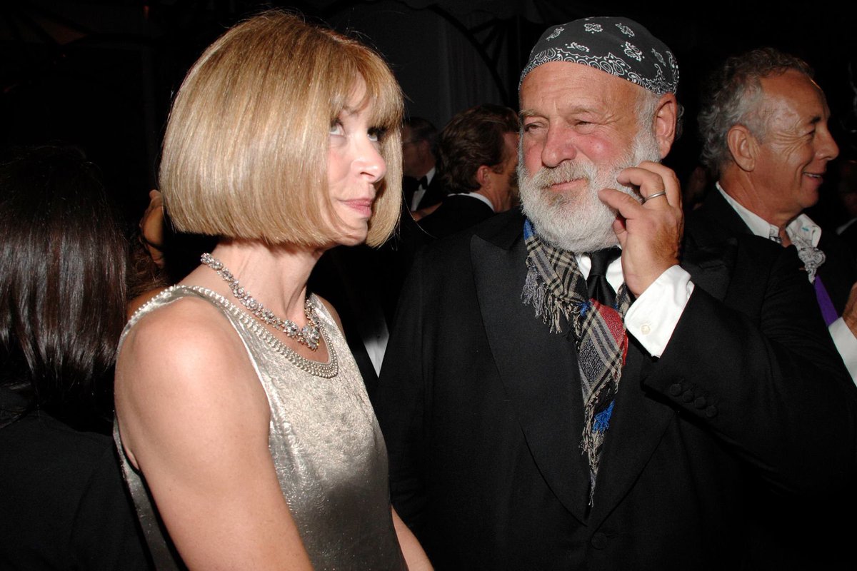 Dal #casoWeinstein, il produttore cinematografico messo al bando dallo star system hollywoodiano, ai maghi della fotografia patinata #BruceWeber e #MarioTestino, accusati di molestie sessuali e già allontanati da Vogue America, bibbia dei modaioli. Un tema scottante che ne dite?