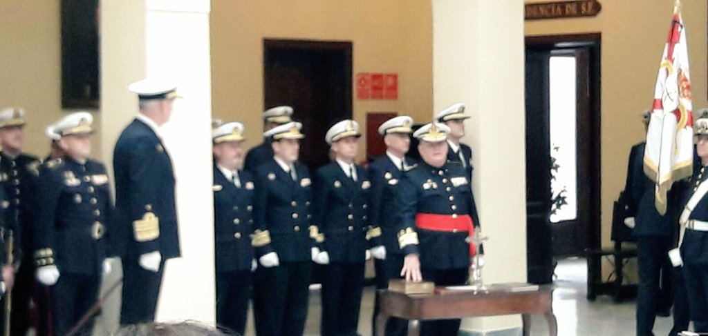 SubGobCAD's tweet photo. Acompañamos al General de División Antonio Planells en su toma de posesión como nuevo Comandante General de la Infantería de Marina, #COMGEIM, acto que se celebra en #sfdo presidido por el #AJEMA . Mucha suerte y éxitos en su nueva responsabilidad. https://t.co/INdBsNOJdT