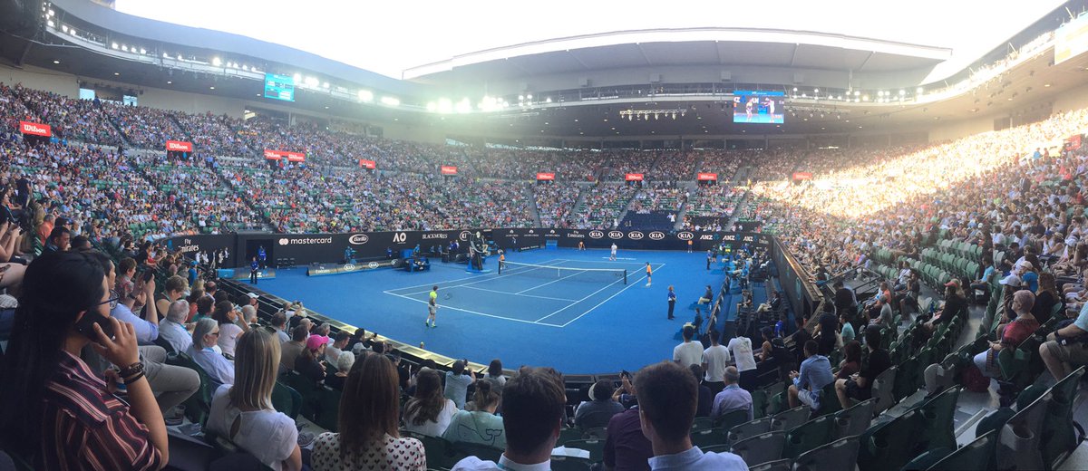 amravsad's tweet photo. Now this is what summer in Melbourne is all about! #AustralianOpen #EmiratesReturn https://t.co/9sjT1xAhhJ