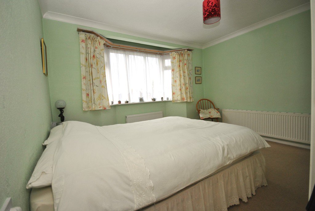 Rona Estate Agents tweet media