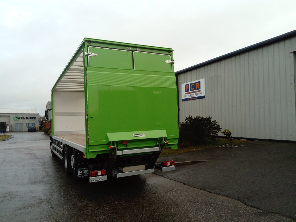 Exceptionally well made body by Lincoln Commercial Bodies painted and out. #TuesdayThoughts #Exacting standards. <a href="/MovacGroupLtd/">Movac Group Limited</a> @MercedesTruckUK @NorthsideTruck <a href="/statgun/">STATIC SOLUTIONS LTD</a> @Axalta