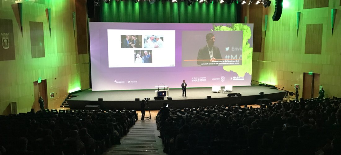 crmbeyondup's tweet photo. Compartir la información de forma rápida y sencilla es imprescindibles para un flujo de trabajo más colaborativo, eficiente y rentable. Así puedes impulsar el trabajo de tu equipo. Así lo contaba Vicente del Bosque @atresbs #MABS2017 👉 https://t.co/j0egSGup4T https://t.co/yfvzjOk4XA