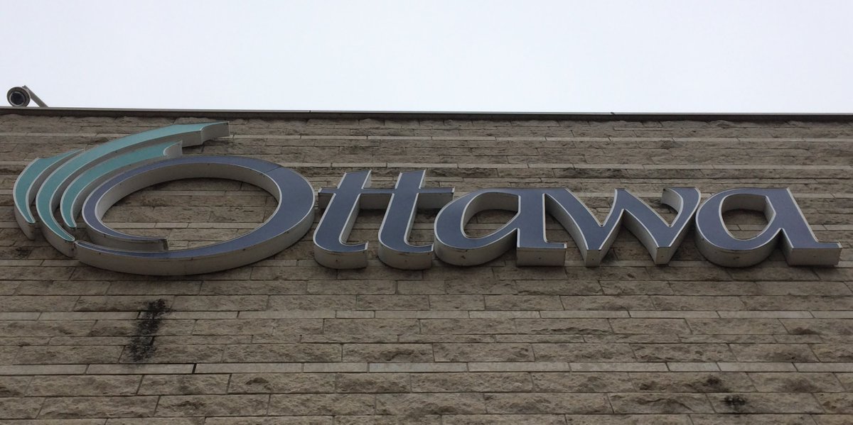 City bylaw considering adding resources as calls for service spike: bit.ly/2reBeTw https://t.co/mXinbpf2p1