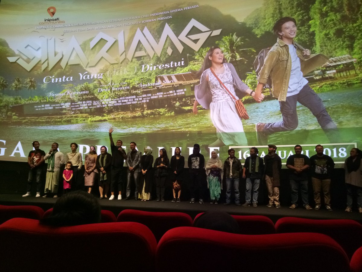 Gala premiere film <a href="/silariangmovie/">#SILARIANGTHEMOVIE</a> yang dihadiri seluruh cast &amp; crew di Epicentrum XXI #silariangthemovie