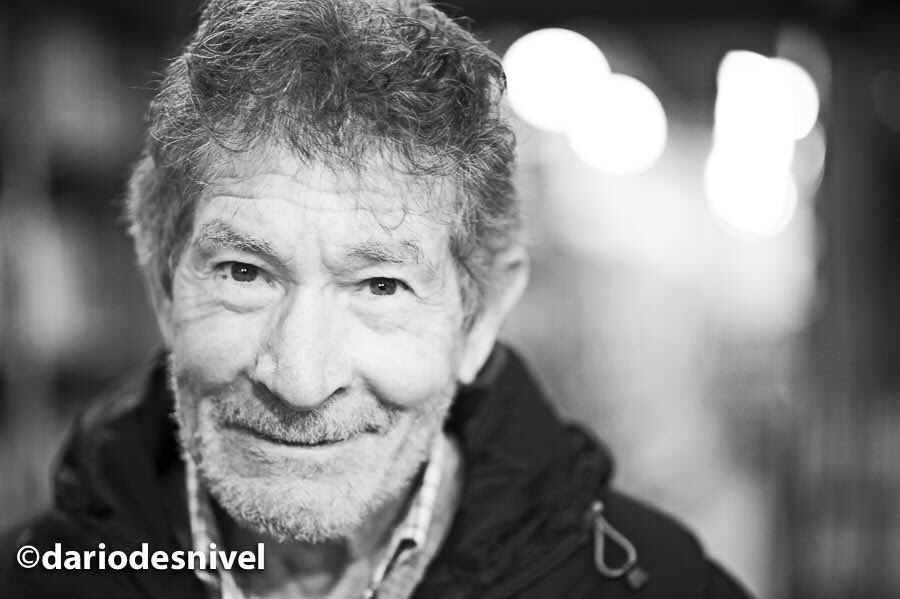 Es increíble pero un proyecto tan bonito y único a nivel mundial como el de Carlos Soria: completar los Catorce Ochomiles con 79 años (quizás 80...) no tiene patrocinador. Carlos tiene claro que partirá al #Dhaulagiri con o sin apoyo económico goo.gl/8KLKs7 http://www.