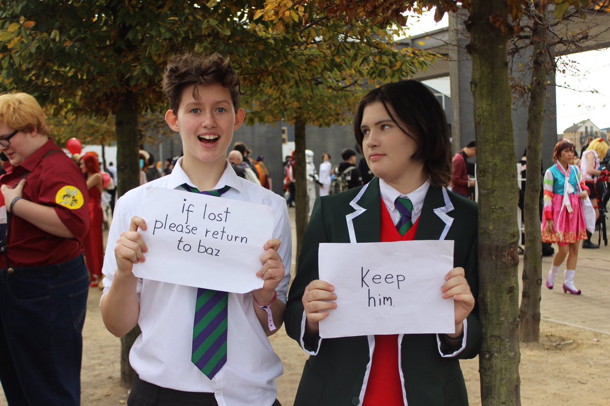 carry on rainbow rowell cosplay carry on rainbow rowell cosplay