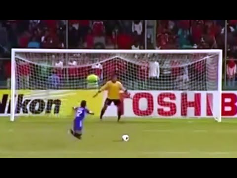 getkapa's tweet photo. A penalty kick can be an opportunity for victory or embarrassment! 
Check out these failed penalty kicks: https://t.co/M5usW5RYmE #penaltyfails #footballfails https://t.co/9vynIC8V6g
