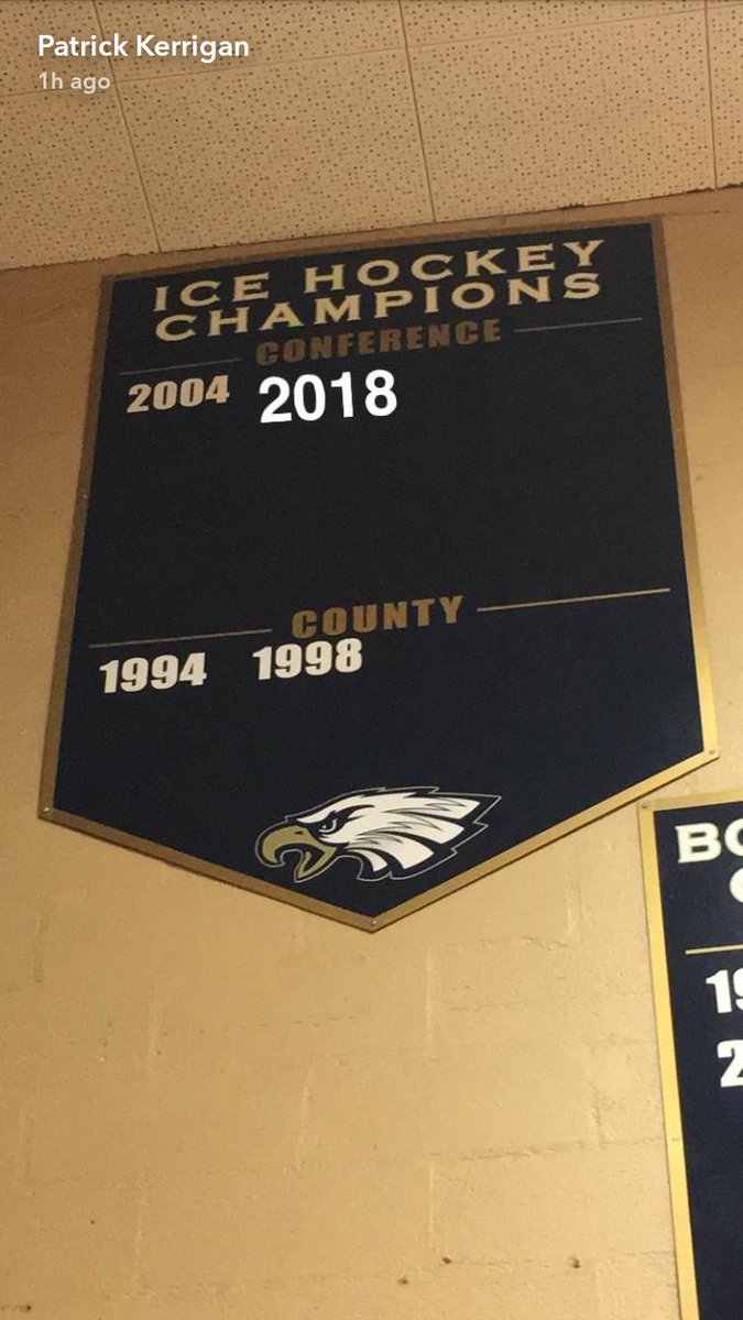 page_puck's tweet photo. The boys take a huge Win last night beating Massapequa Chiefs 6-0 with this win we clinched 1st place, Playoffs and sates. This is the first time Bethpage Hockey has won conference champs since 2004. #FlyEaglesFly #rollpage https://t.co/z4mv2h0wyd