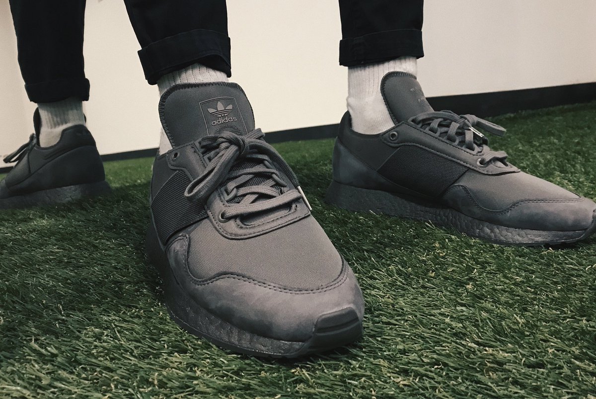 stitchandtrace_'s tweet photo. Adidas x Daniel Arsham available now. https://t.co/YEjs2dAb1q https://t.co/i8UqNyKKWm