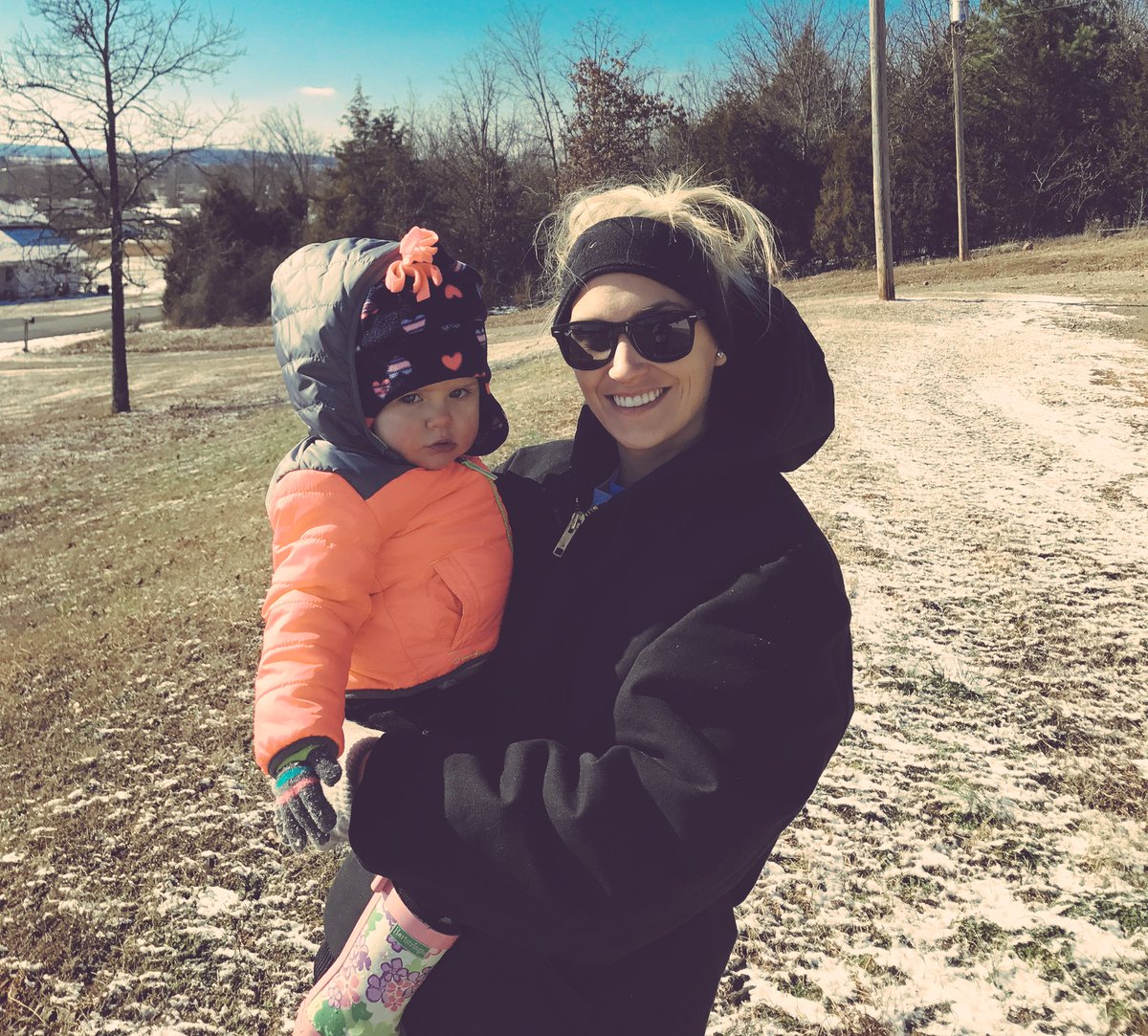 dani_Smith3rd's tweet image. Snow Day at the Smith house! So blessed to have this day to be with my family 💕❄️@CentralCabotpK4 #CentralSnowDay