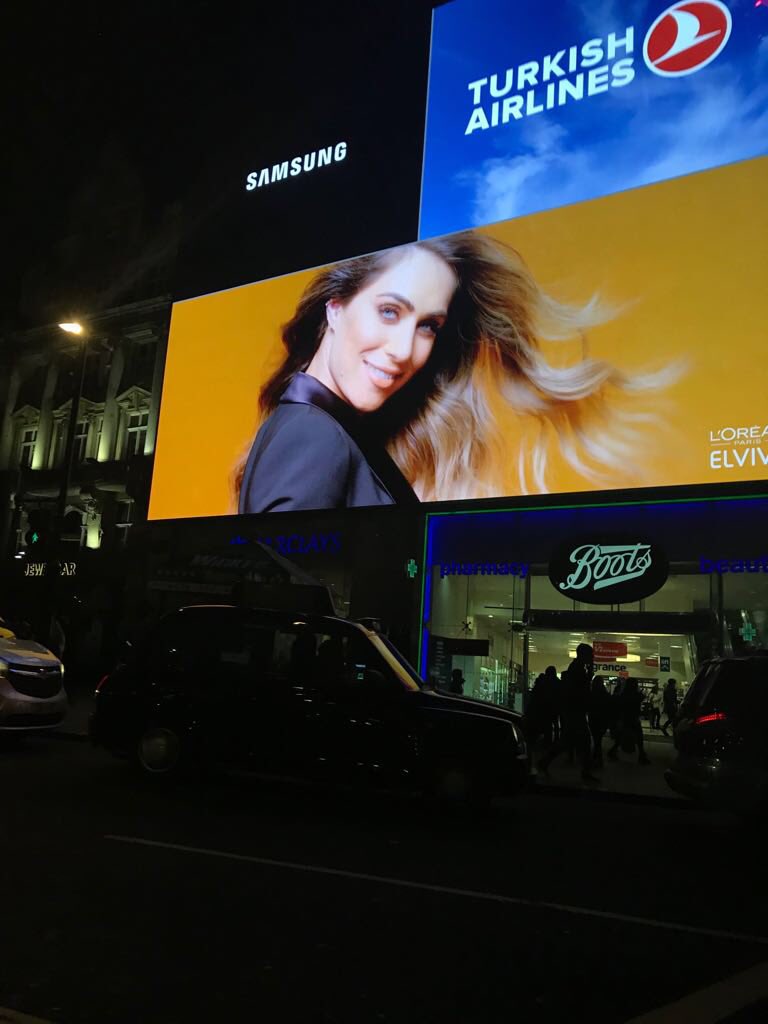 LydiaEmillen's tweet photo. My gorgeous girl Emma Connolly just sent this to me! @LOrealParisUK #TheGoldOne #ELVIVEXRANKIN https://t.co/VDTxbcRf7K