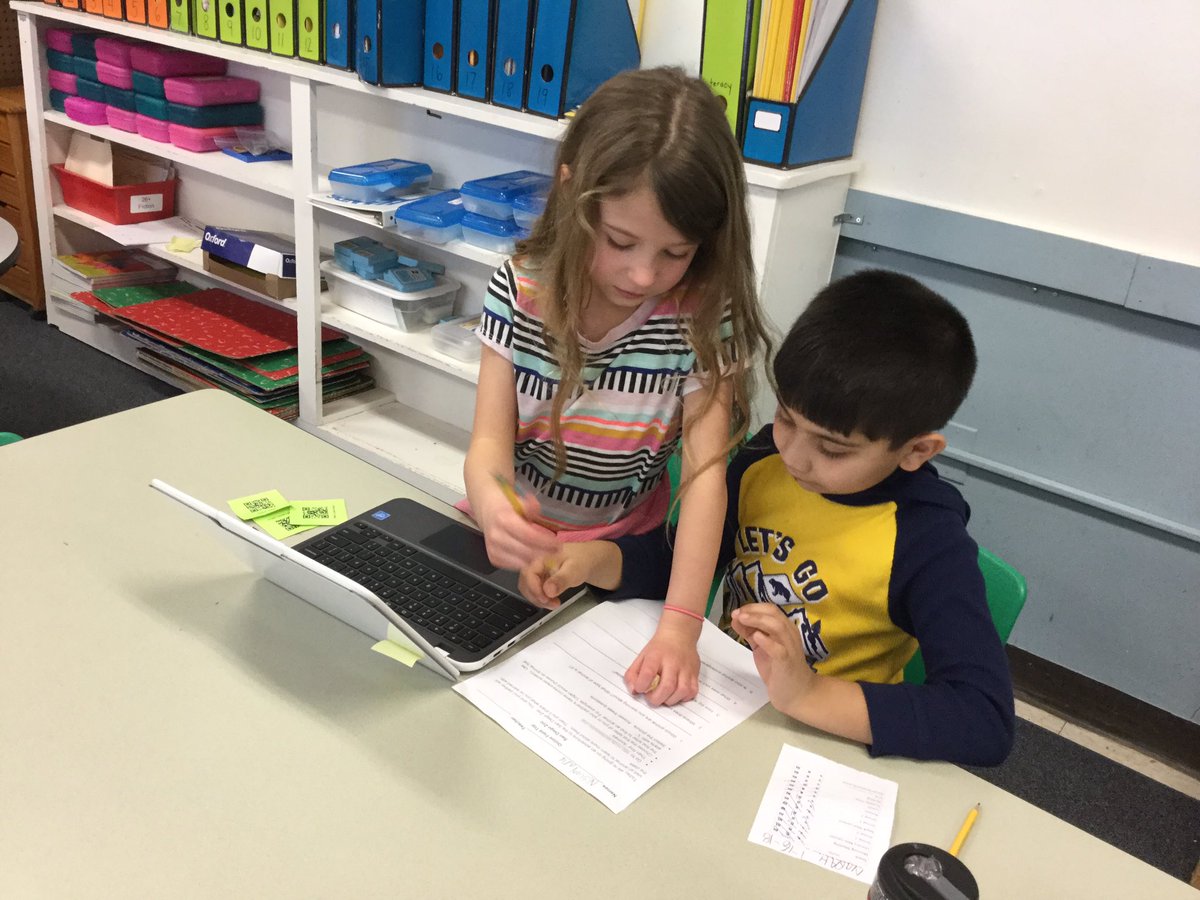 PPSHershman's tweet photo. Love seeing this collaboration between students as they learn about internet safety in Guidance! @PPSMrsT https://t.co/3dv4TjB6SW