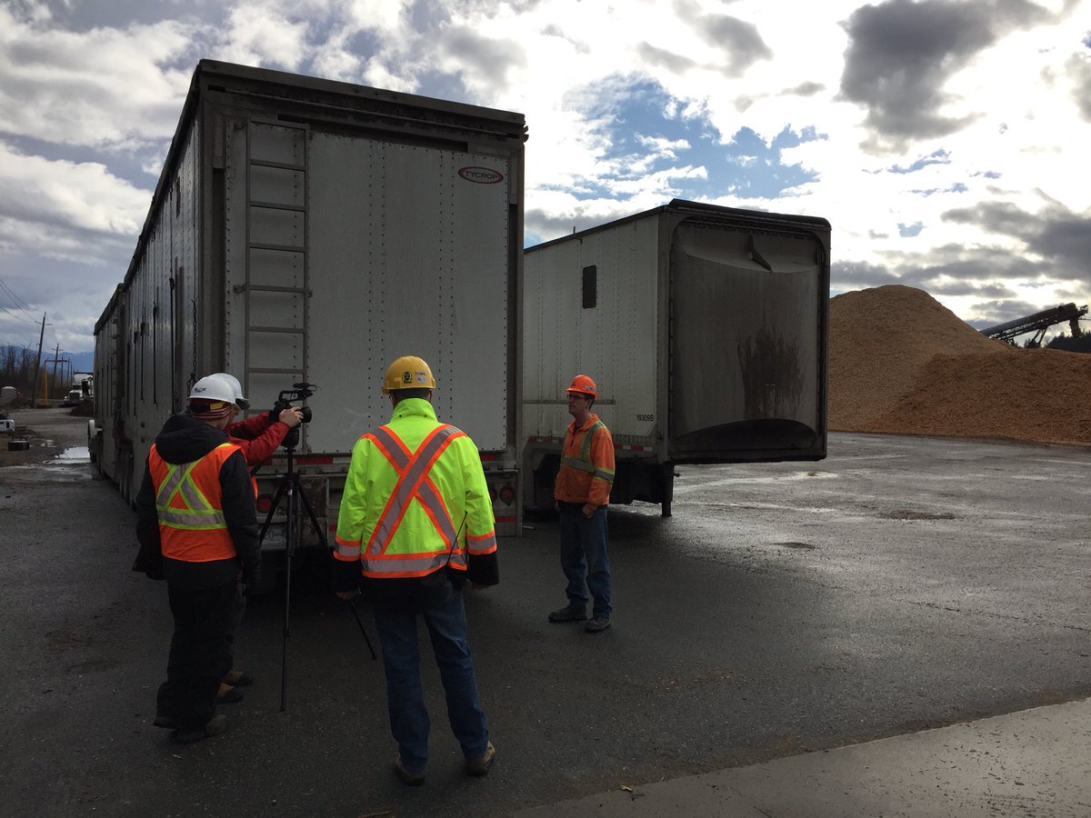 Day two with <a href="/clacunion/">CLAC</a> filming all about trucking! Yesterday with #veddertransport today with <a href="/LedcorGroup/">Ledcor</a>