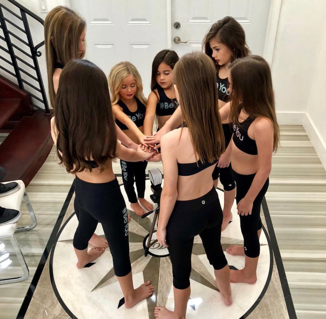 LittleLexiCheer's tweet image. Flash back to our Be You Miami photo shoot in December. Excited for our next shoot this Saturday! Lots of laughs, so many smiles, and friendships that will last a lifetime. A group of girls now friends who all share BIG DREAMS. 💎💎💎