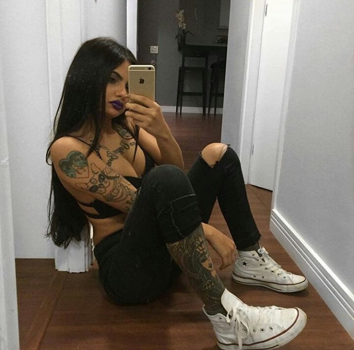 `Huzur gökyüzünde，Gök，yüzünde. `🌙