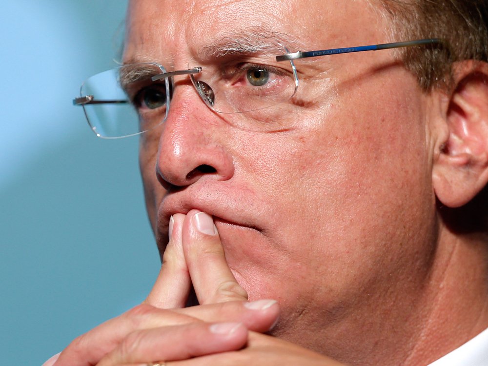 fpinvesting's tweet photo. ‘Society is demanding that companies, both public and private, serve a social purpose’ — Larry Fink’s letter to the world’s CEOs 
 https://t.co/kn2T3H3ZsJ https://t.co/Y0xxMKKCkx