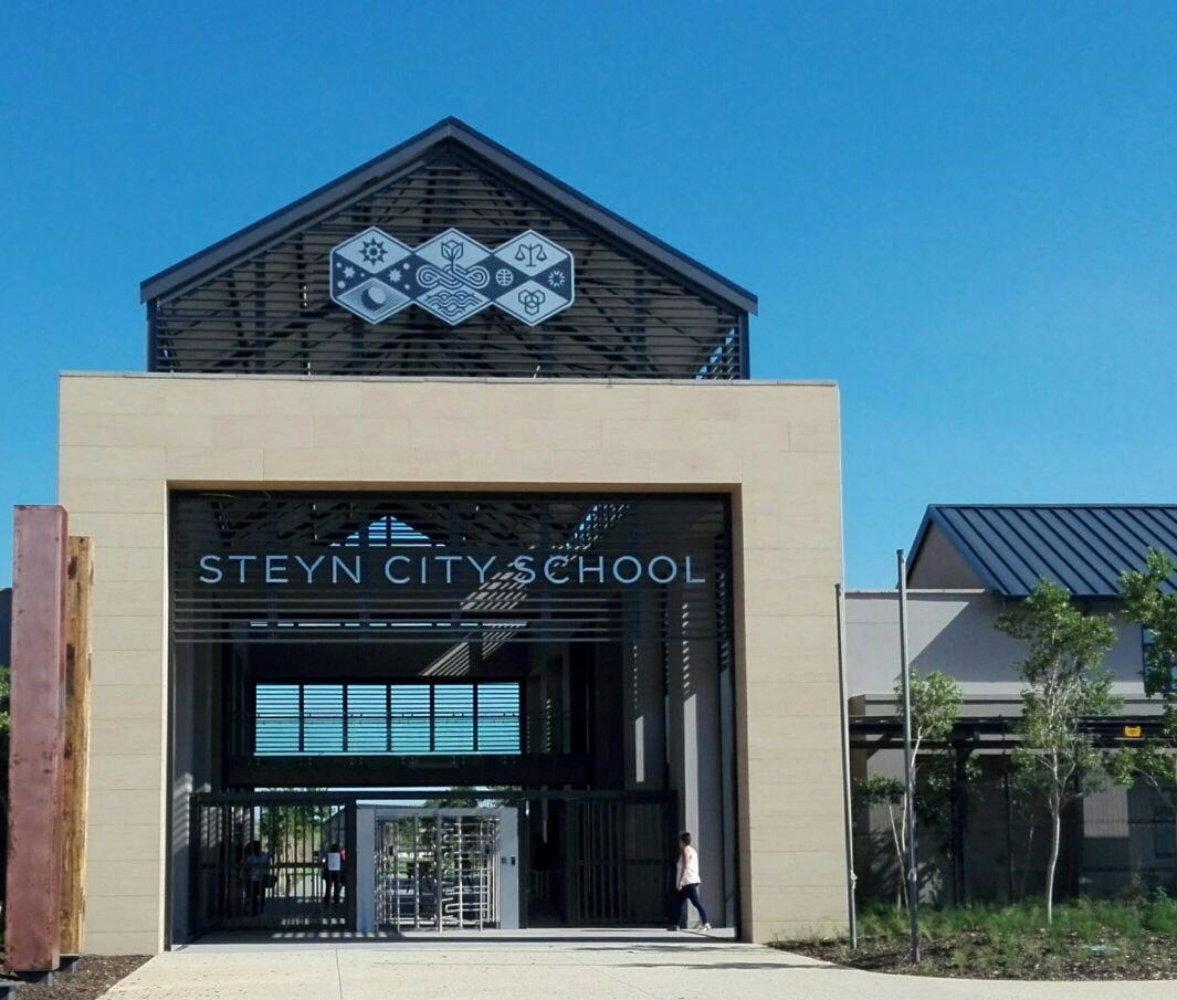 Exciting times ahead! We will be opening our doors for the very first time tomorrow, 17 January 2018. #SteynCitySchool #SCS #MakingHistory #backtoschool #Legacy Register now steyncityschool.co.za